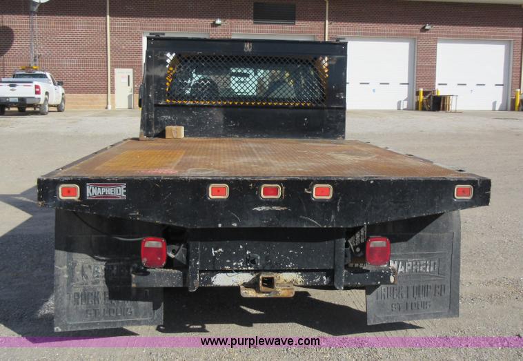 image for item K5263 2008 Ford F350 Super Duty Crew Cab flatbed pickup truck