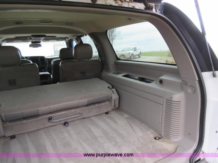 image for item K5269 2004 GMC Yukon Denali XL SUV