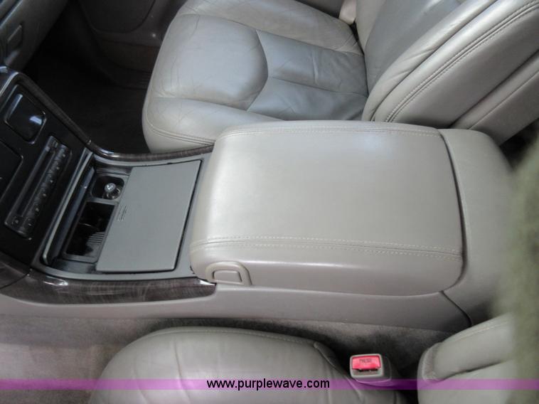 image for item K5269 2004 GMC Yukon Denali XL SUV