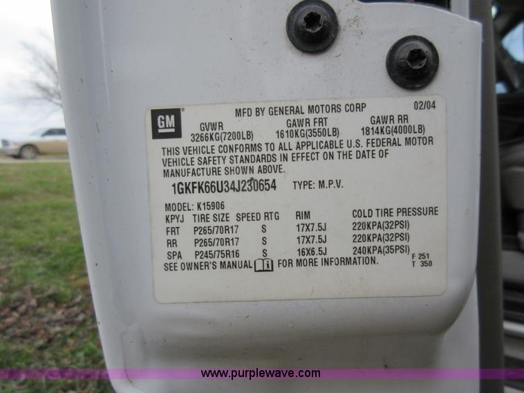 image for item K5269 2004 GMC Yukon Denali XL SUV