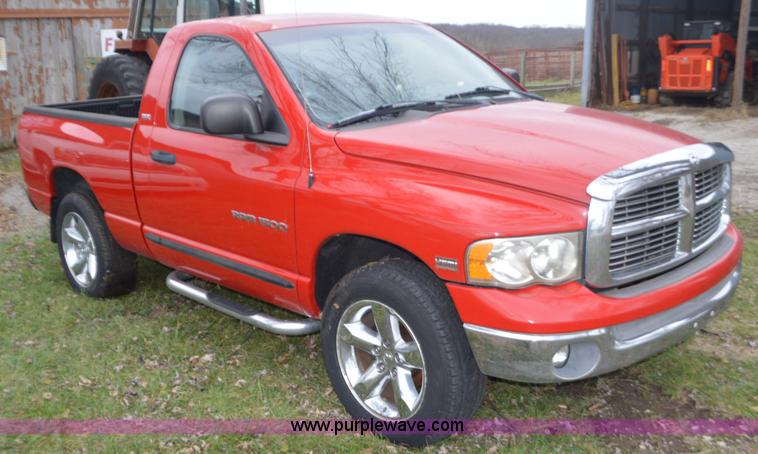 image for item K5270 2002 Dodge Ram 1500 pickup truck