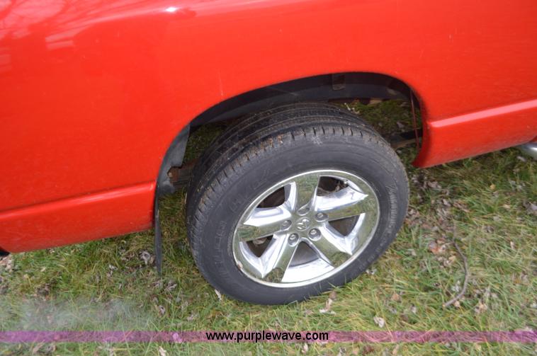 image for item K5270 2002 Dodge Ram 1500 pickup truck