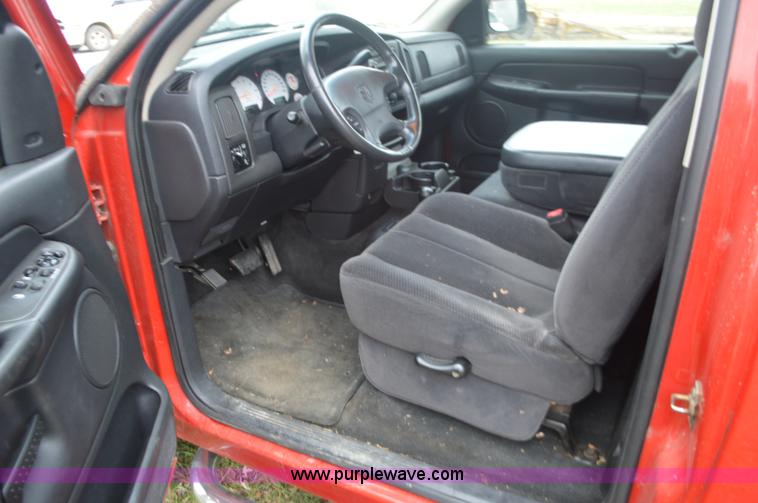 image for item K5270 2002 Dodge Ram 1500 pickup truck