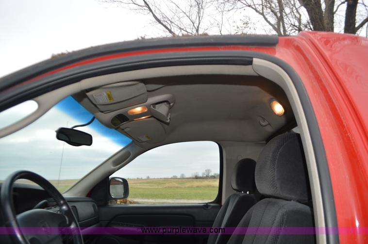 image for item K5270 2002 Dodge Ram 1500 pickup truck