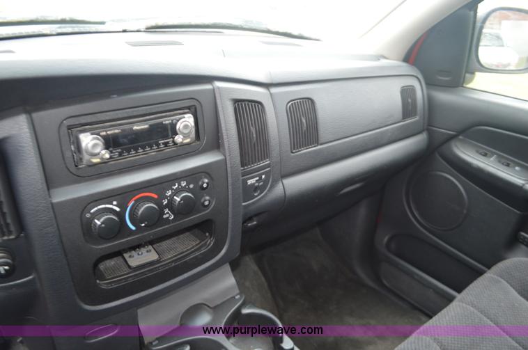 image for item K5270 2002 Dodge Ram 1500 pickup truck