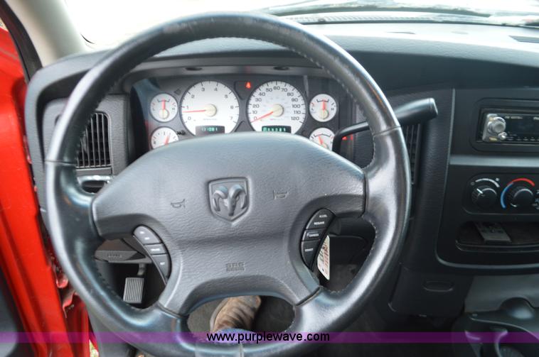 image for item K5270 2002 Dodge Ram 1500 pickup truck