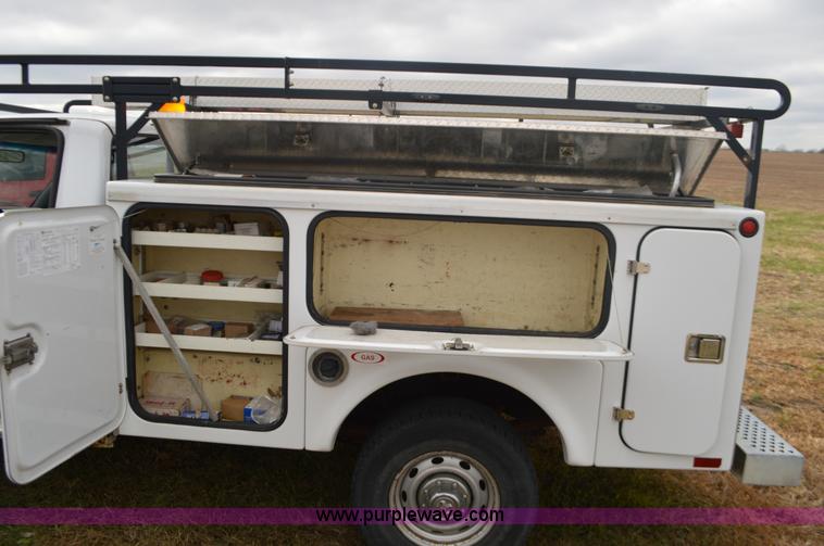 image for item K5273 2001 Dodge Ram 2500 utility truck