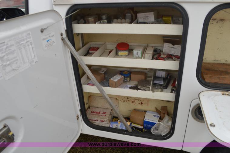 image for item K5273 2001 Dodge Ram 2500 utility truck