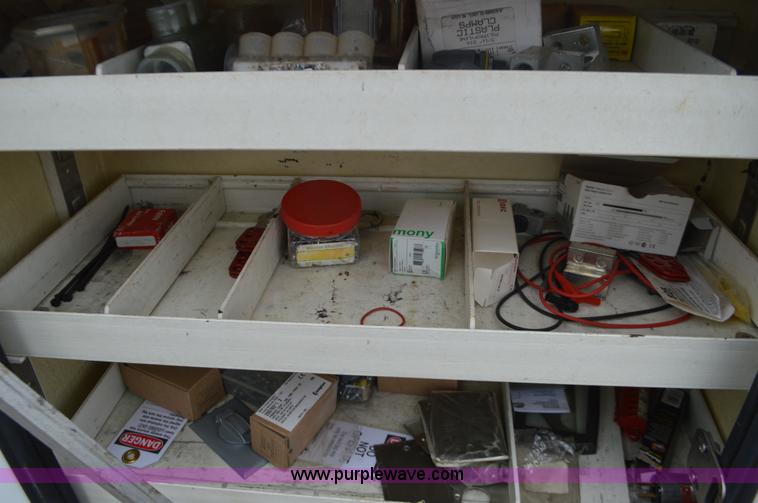 image for item K5273 2001 Dodge Ram 2500 utility truck