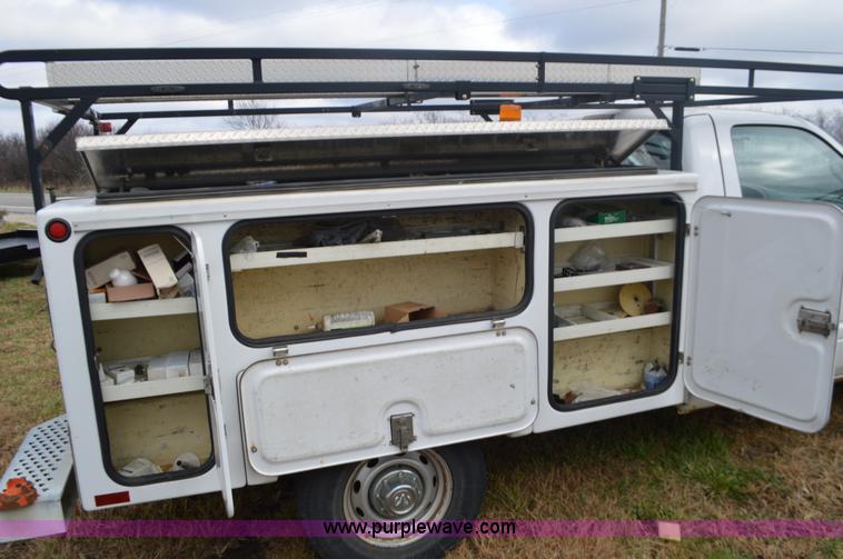 image for item K5273 2001 Dodge Ram 2500 utility truck