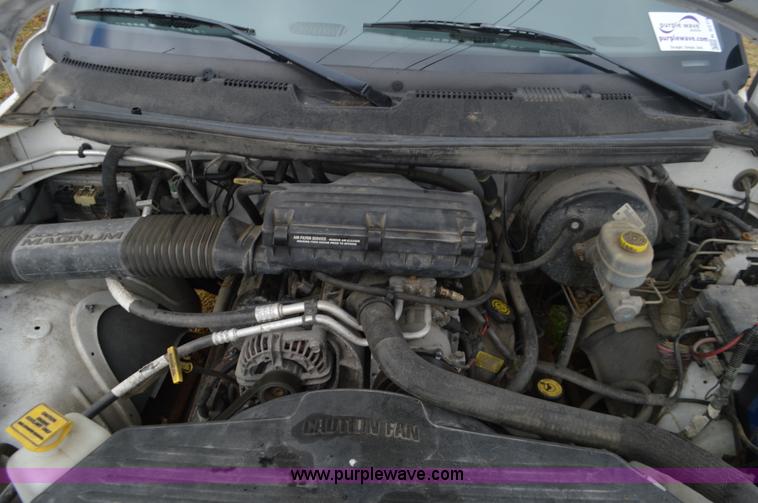 image for item K5273 2001 Dodge Ram 2500 utility truck