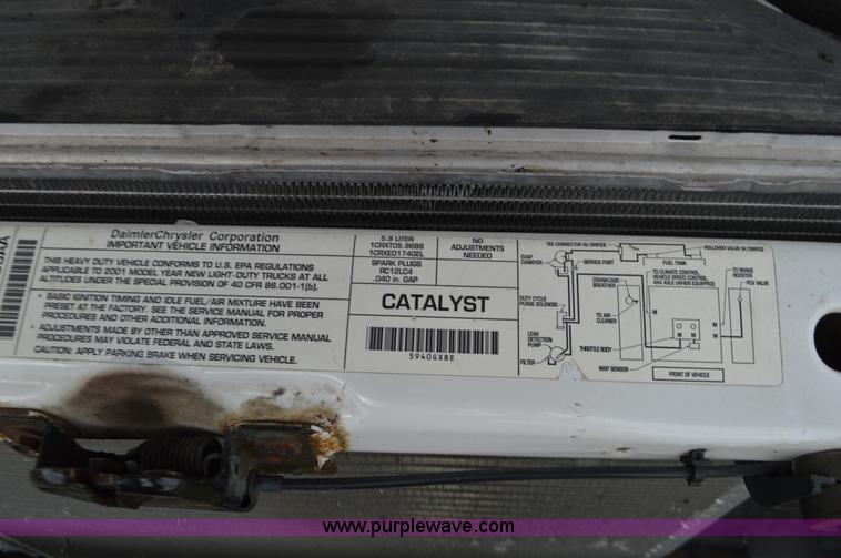 image for item K5273 2001 Dodge Ram 2500 utility truck