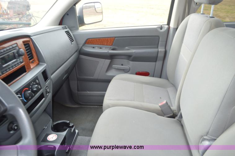 image for item K5274 2006 Dodge Ram 2500 Quad Cab pickup truck