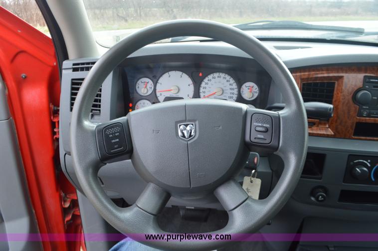 image for item K5274 2006 Dodge Ram 2500 Quad Cab pickup truck