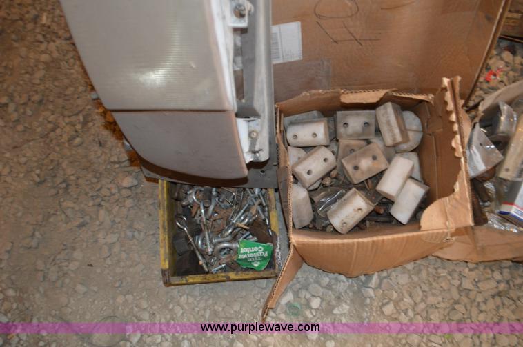 image for item K5284 Assorted items