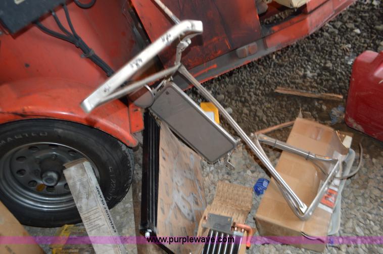 image for item K5284 Assorted items