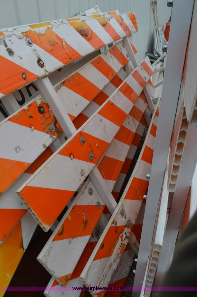 image for item K5291 Assorted safety signs and barricades