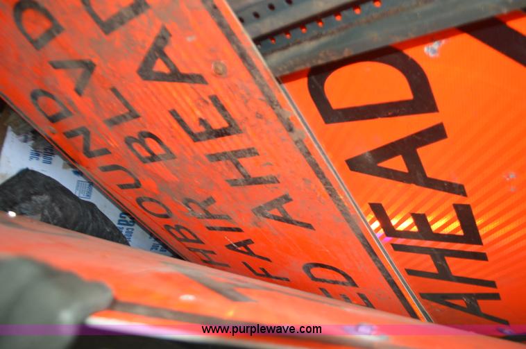 image for item K5291 Assorted safety signs and barricades