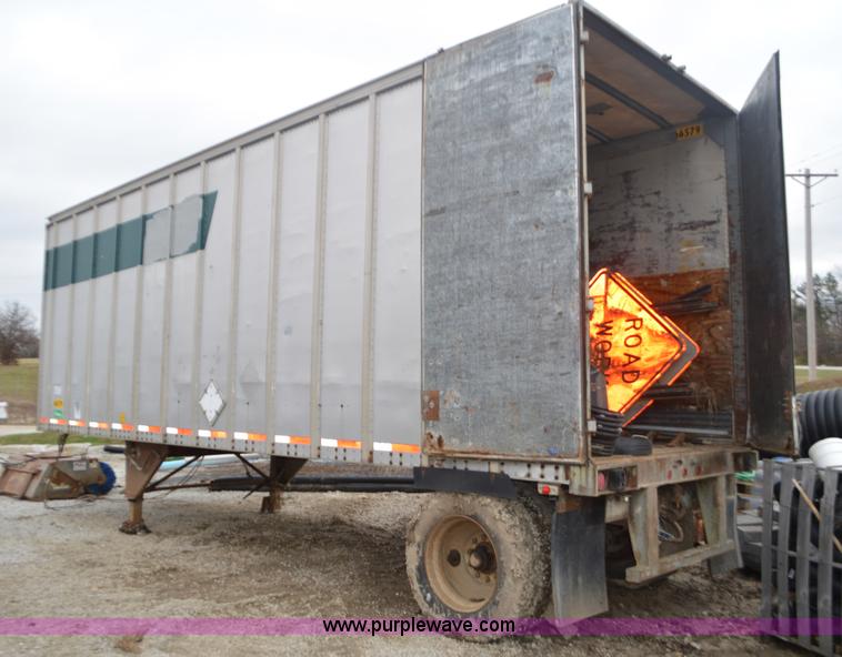 image for item K5294 1994 Pines dry van trailer