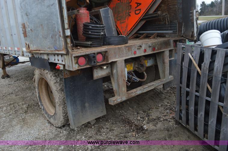 image for item K5294 1994 Pines dry van trailer