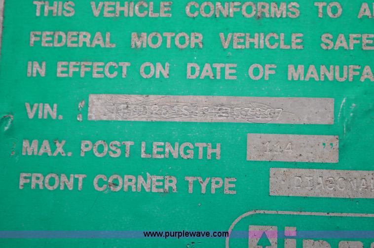 image for item K5294 1994 Pines dry van trailer