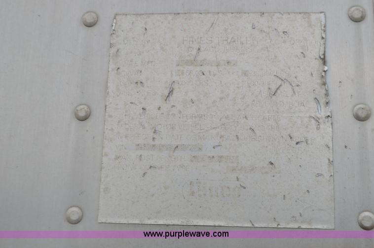 image for item K5295 1986 Pines dry van trailer