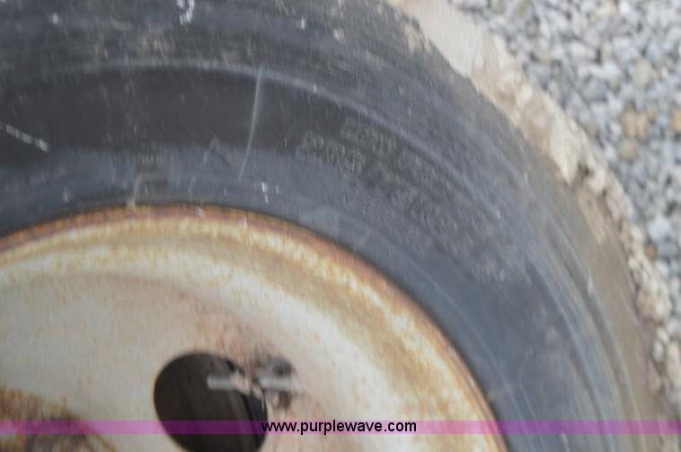 image for item K5295 1986 Pines dry van trailer