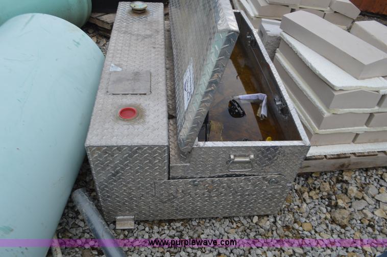 image for item K5297 Fuel tank/toolbox combination