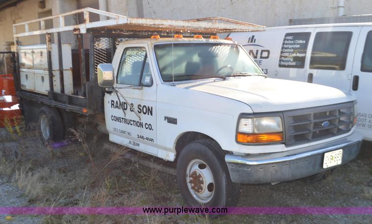 image for item K5298 1997 Ford F350 pickup truck