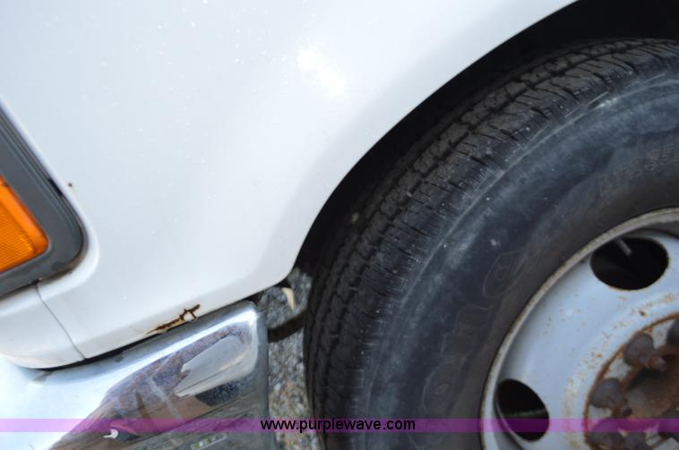 image for item K5298 1997 Ford F350 pickup truck