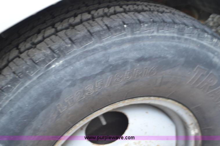 image for item K5298 1997 Ford F350 pickup truck