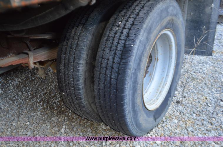 image for item K5298 1997 Ford F350 pickup truck