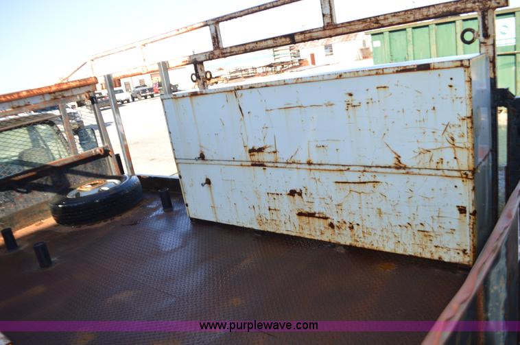 image for item K5298 1997 Ford F350 pickup truck