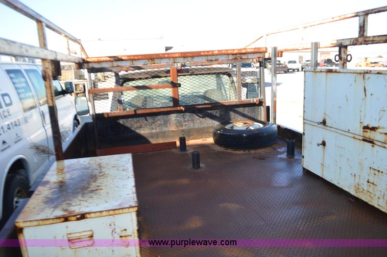 image for item K5298 1997 Ford F350 pickup truck