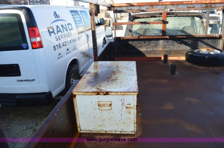 image for item K5298 1997 Ford F350 pickup truck