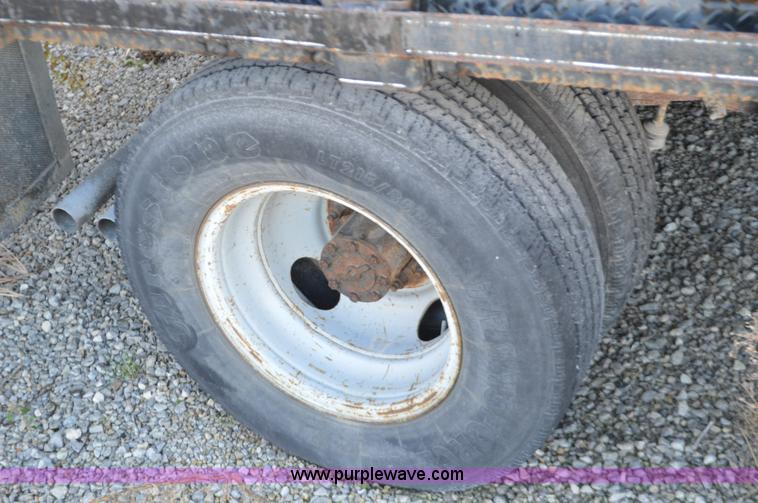 image for item K5298 1997 Ford F350 pickup truck