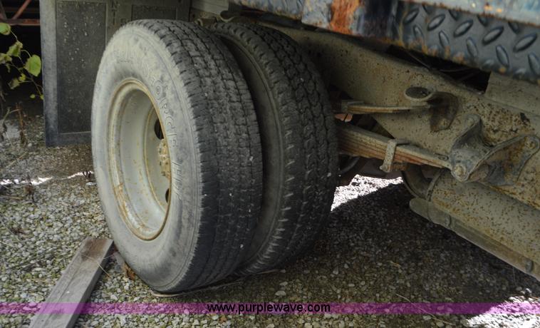 image for item K5301 1995 Ford F350 pickup truck