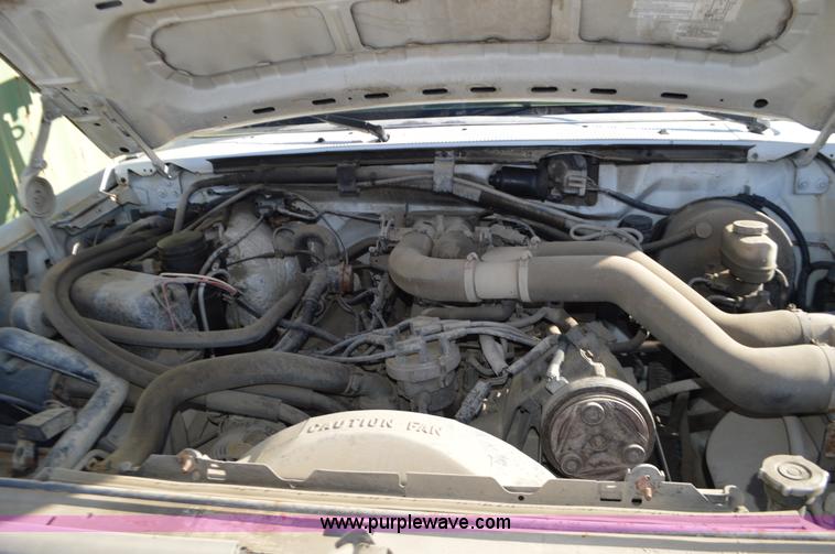 image for item K5301 1995 Ford F350 pickup truck