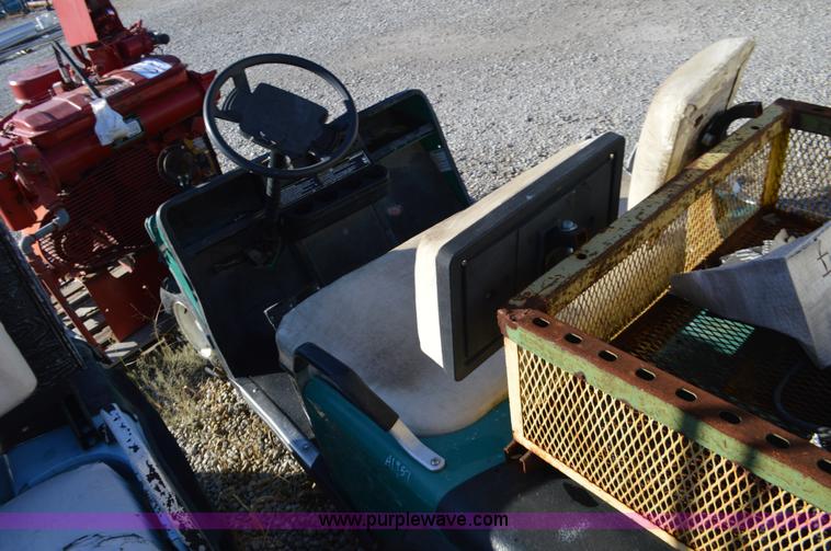 image for item K5305 Ez-go golf cart