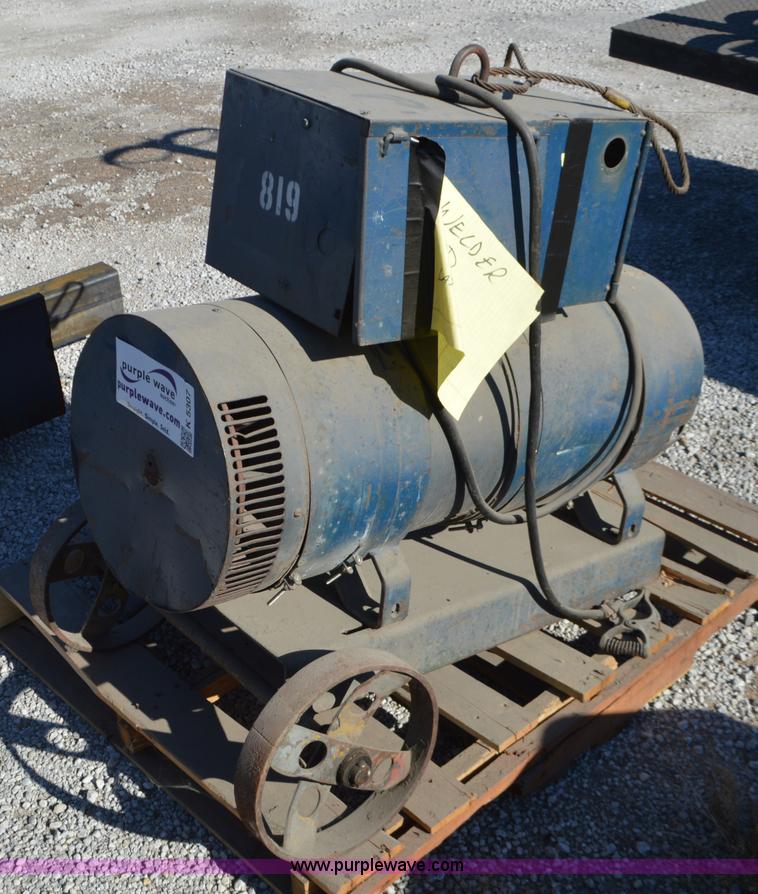 image for item K5307 Lincoln Shieldarc welder