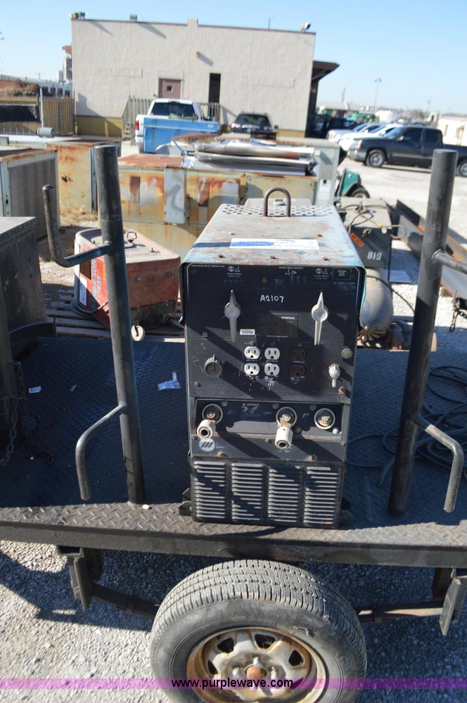 image for item K5314 Miller Bobcat 225G welder/generator