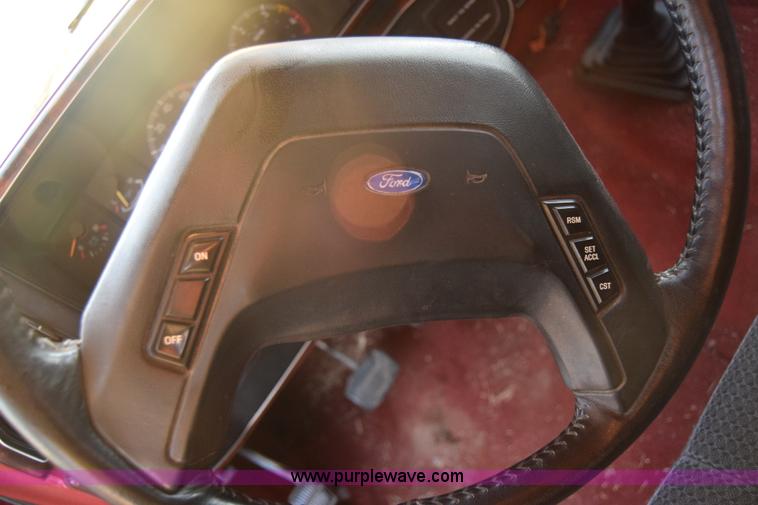 image for item L1018 1989 Ford F350 Crew Cab pickup truck