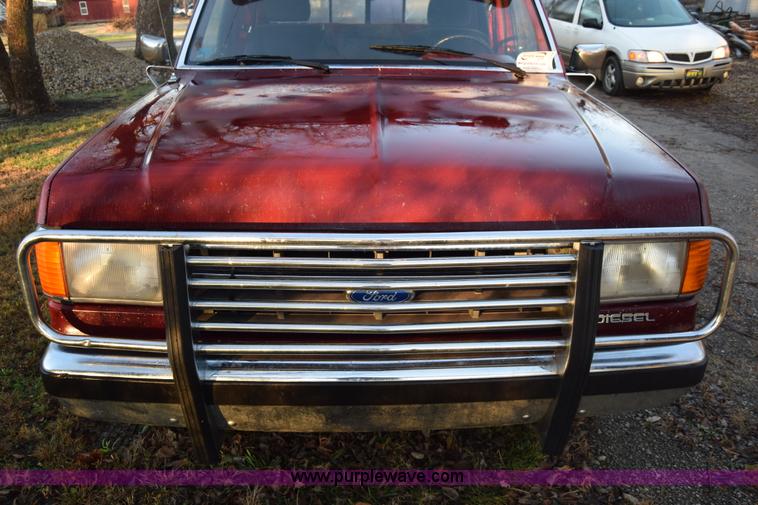image for item L1018 1989 Ford F350 Crew Cab pickup truck