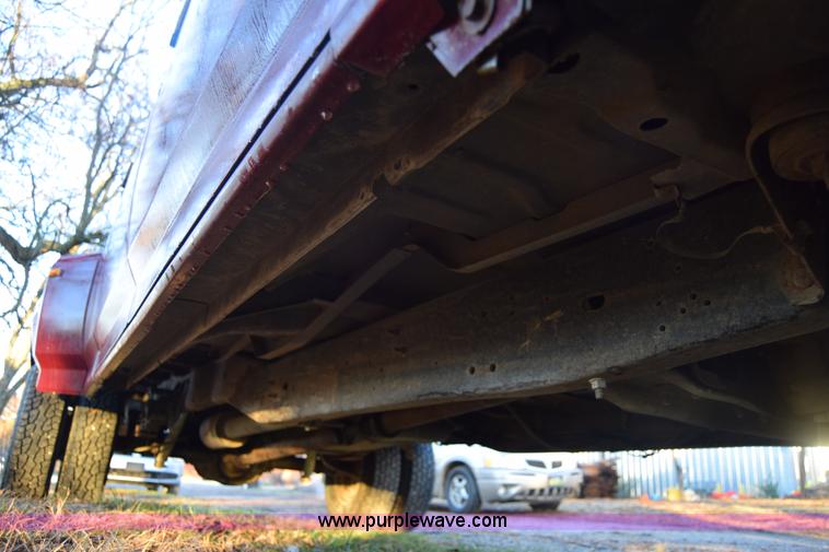 image for item L1018 1989 Ford F350 Crew Cab pickup truck