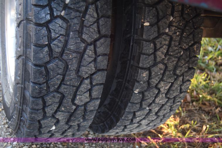 image for item L1018 1989 Ford F350 Crew Cab pickup truck