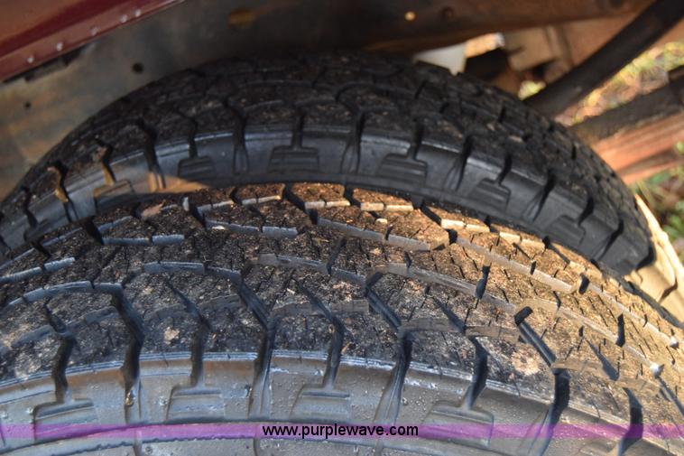 image for item L1018 1989 Ford F350 Crew Cab pickup truck