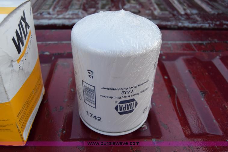 image for item L1018 1989 Ford F350 Crew Cab pickup truck