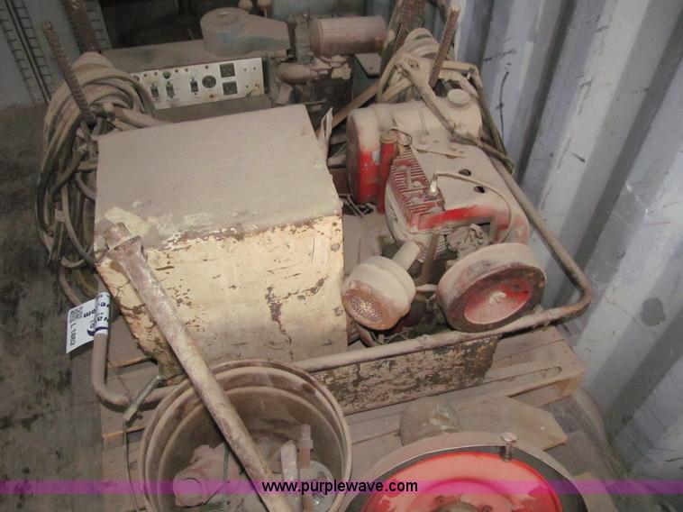 Miller Roughneck 1E power pack welder/generator in Pleasant Hill, IA