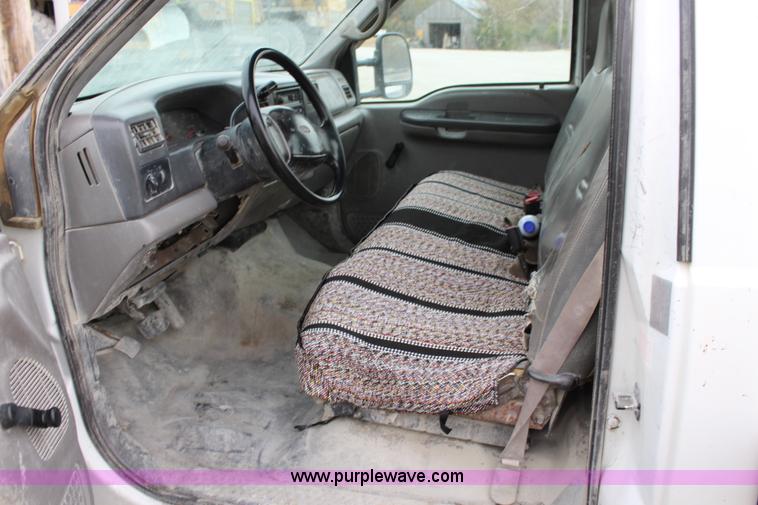 image for item L2350 1999 Ford F350 Super Duty flatbed pickup truck