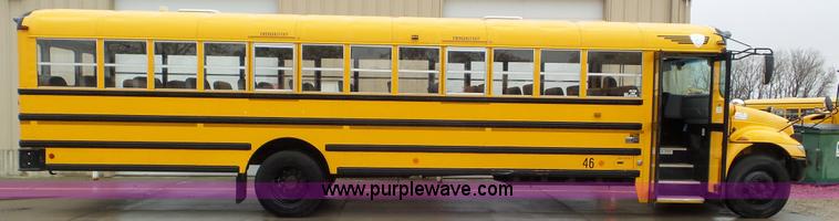 image for item L3574 2006 International 3000 bus